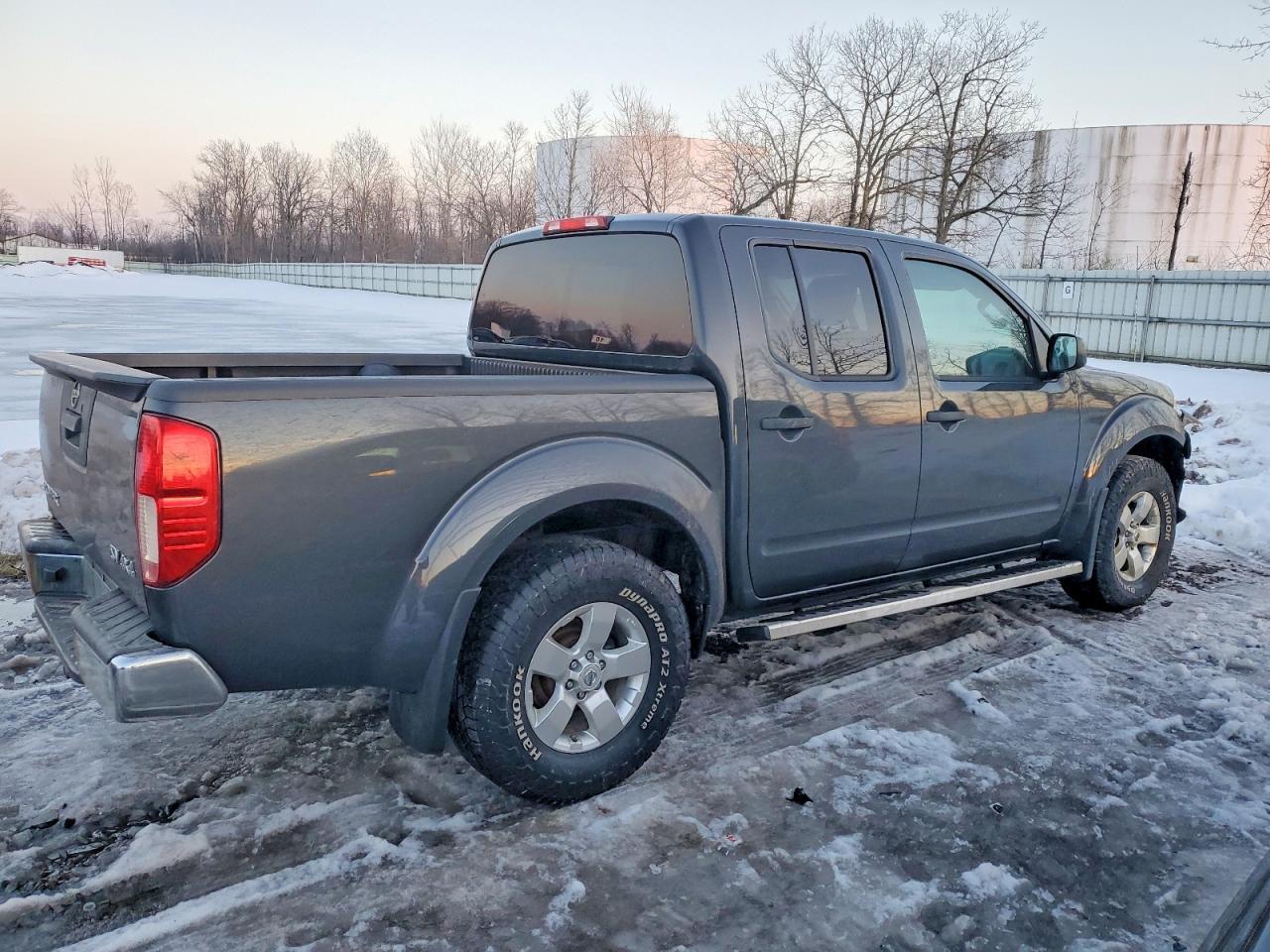 2013 Nissan Frontier S - Фото 3