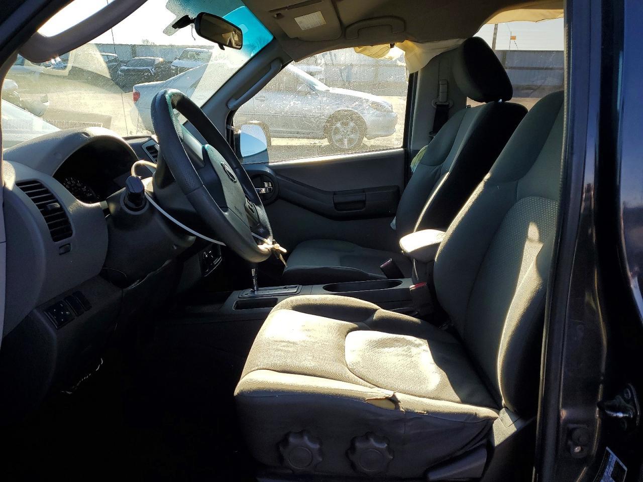 2010 Niss Xterra X - Image 7