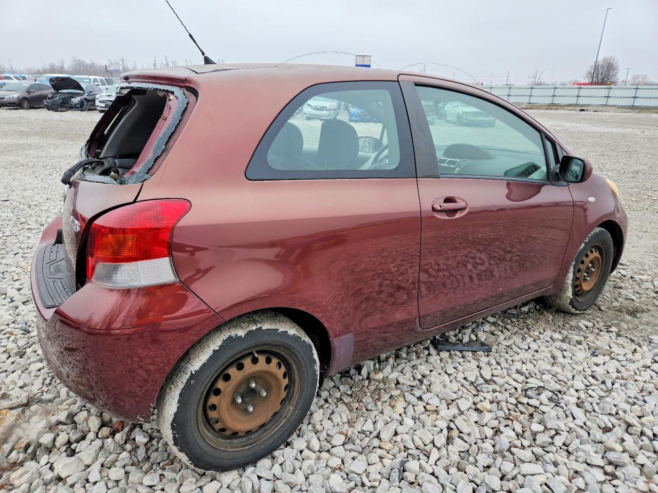 2009 Toyota Yaris - Image 3