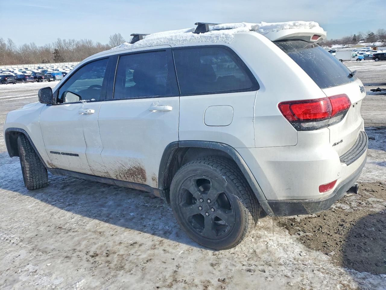 2019 Jeep Grand Cherokee Laredo - Фото 2