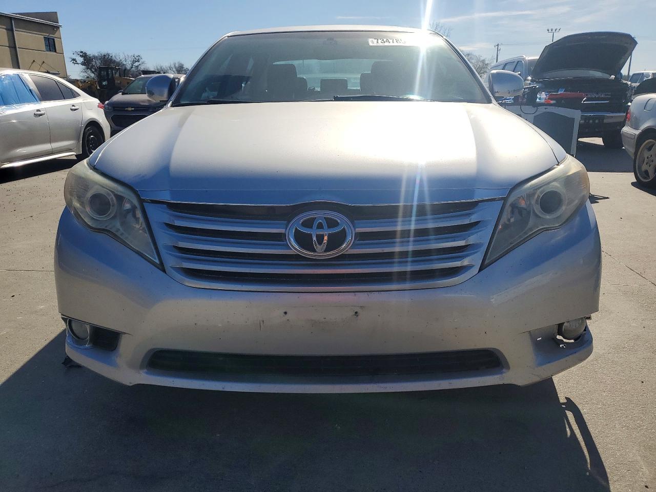 2012 Toyota Avalon Base - Фото 5