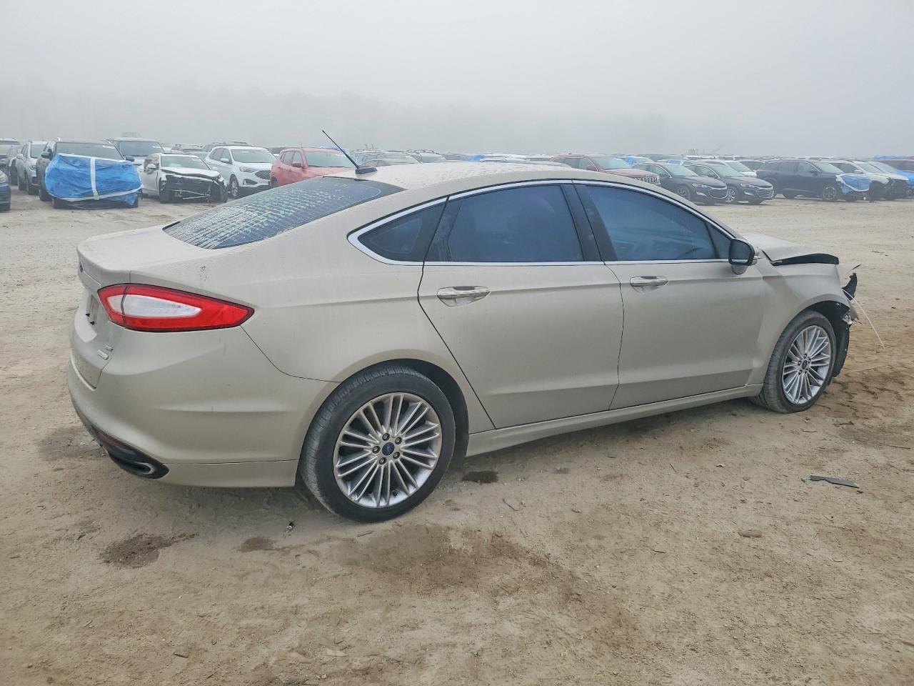 2016 Ford Fusion - Фото 3