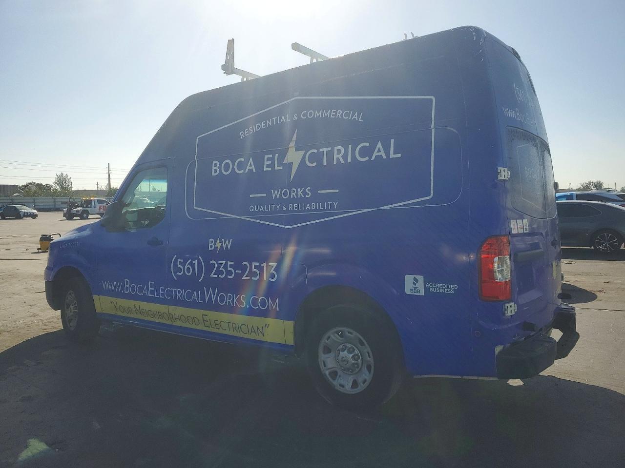 2012 Nissan Nv 2500 Utility / Service Van - Фото 2