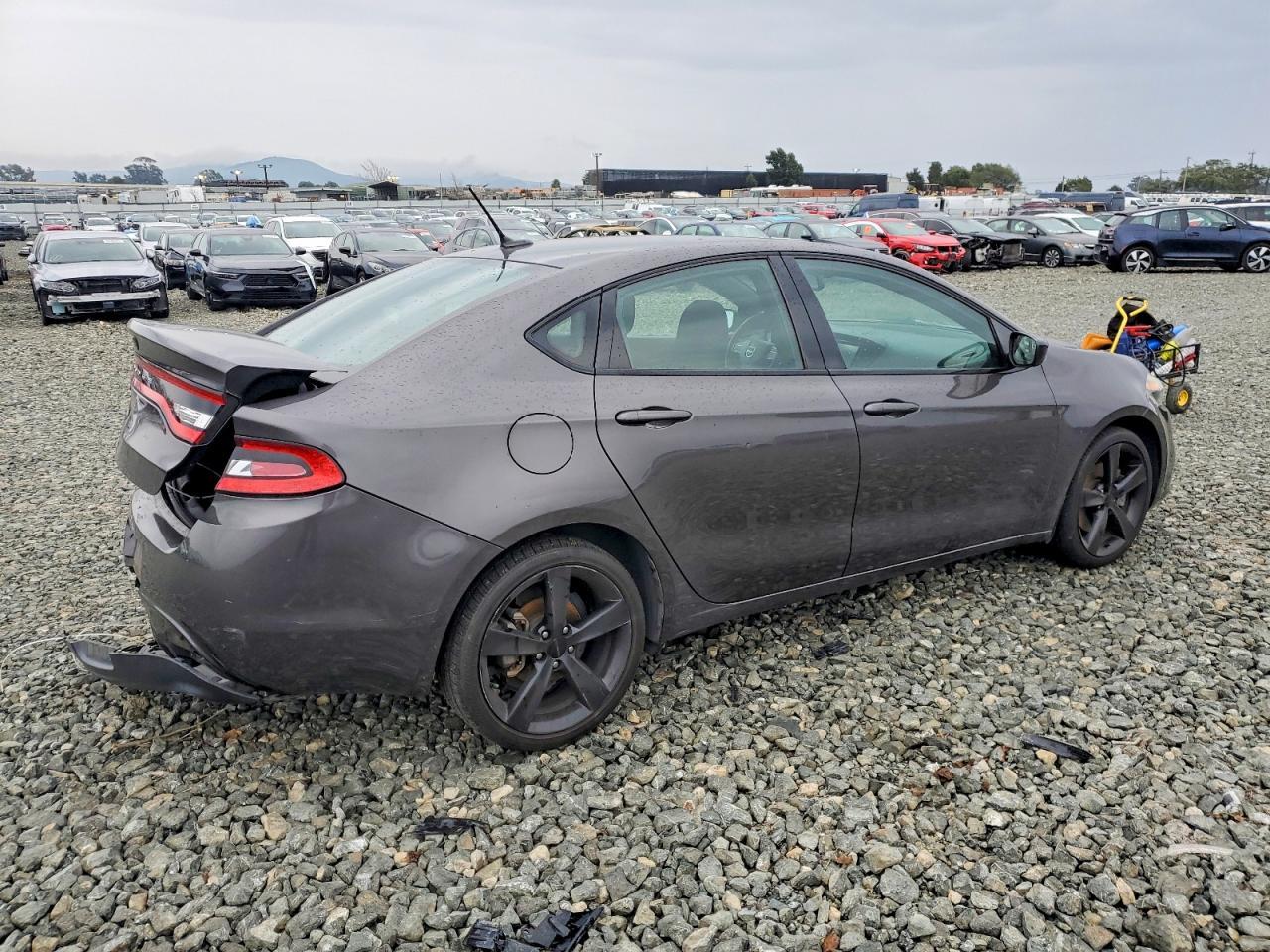 2016 Dodge Dart Sxt - Фото 3