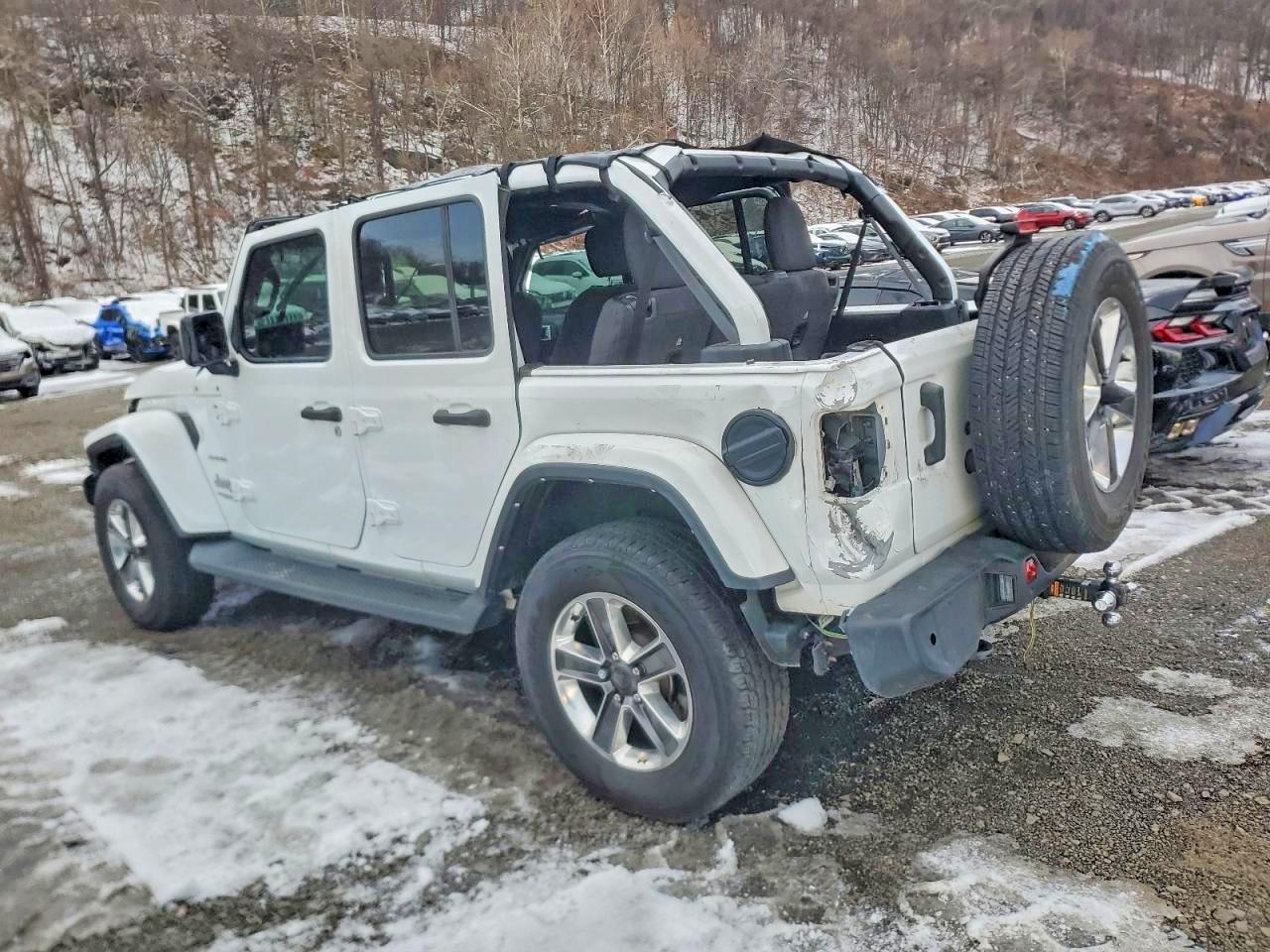 2021 Jeep Wrangler Unlimited Sahara - Image 2