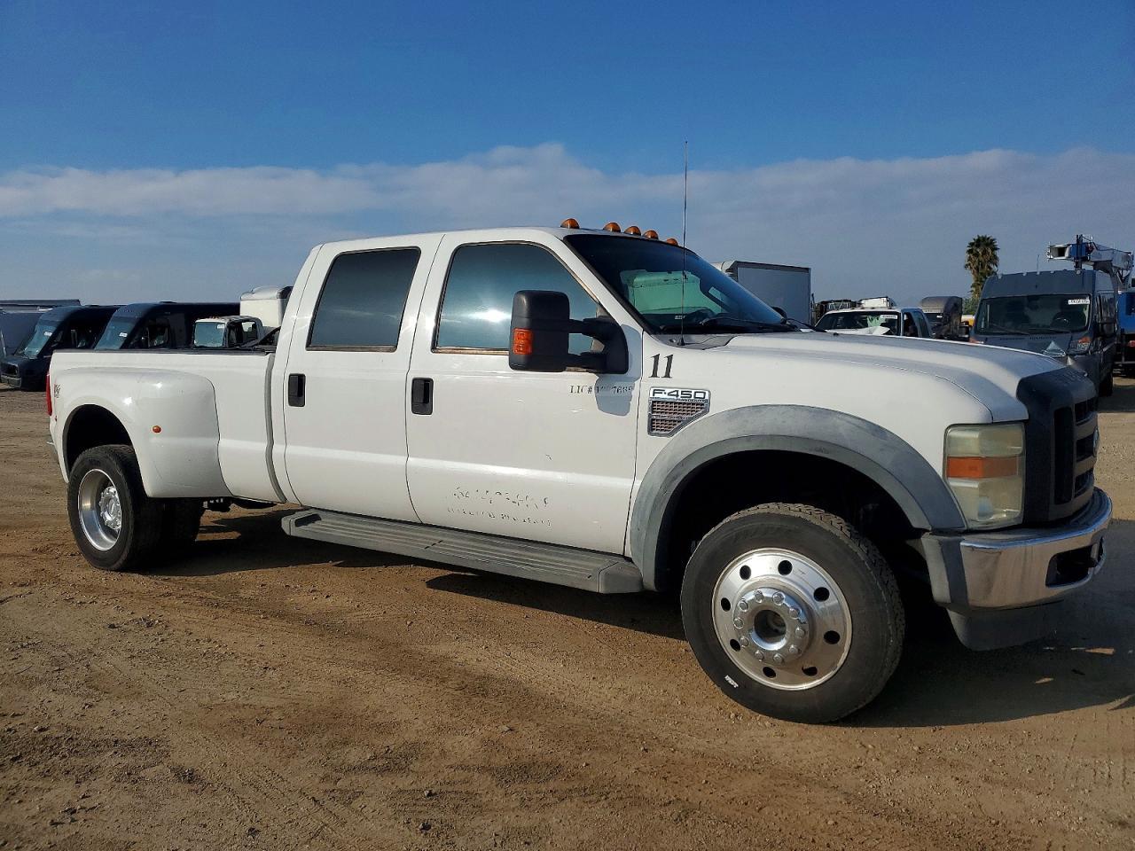 2010 Ford F450 Super Duty - Фото 4