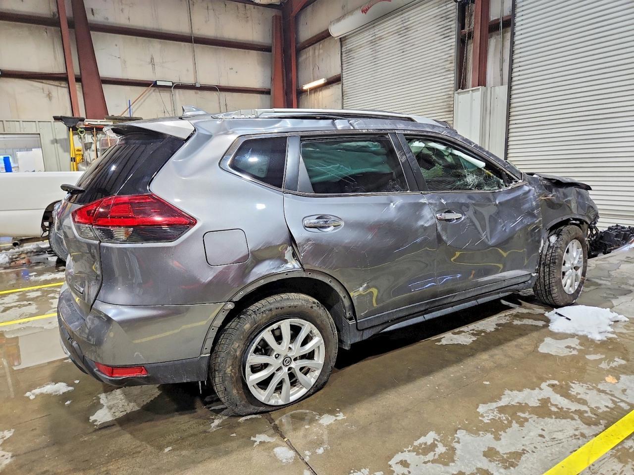 2020 Nissan Rogue S - Фото 3