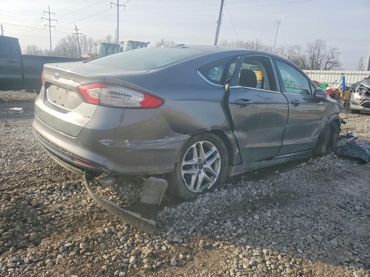 2013 Ford Fusion Se - Фото 3