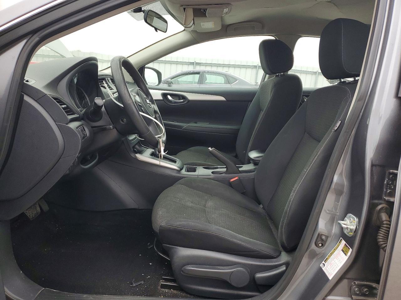 2019 Nissan Sentra S - Image 7