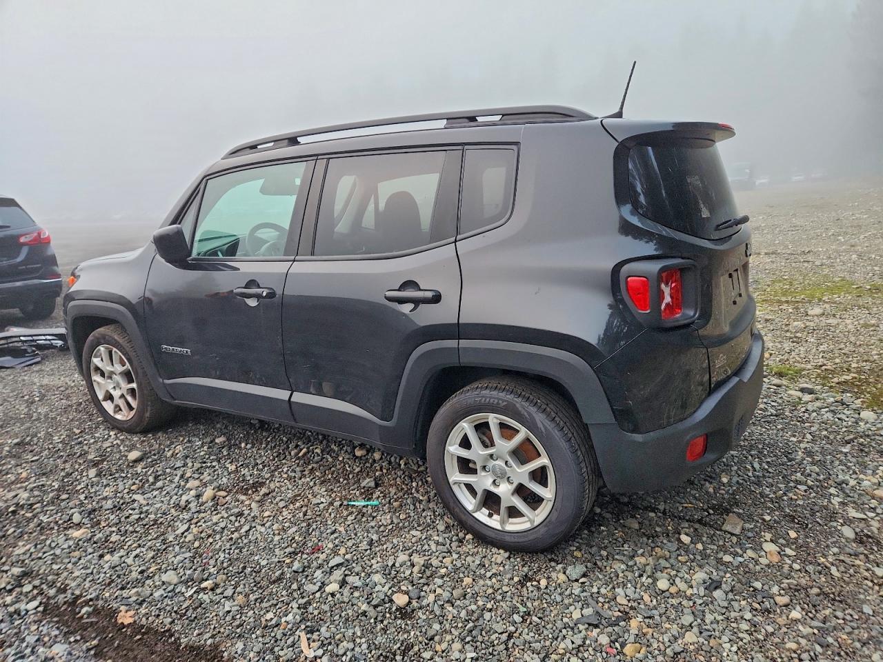 2019 Jeep Renegade Latitude - Image 2