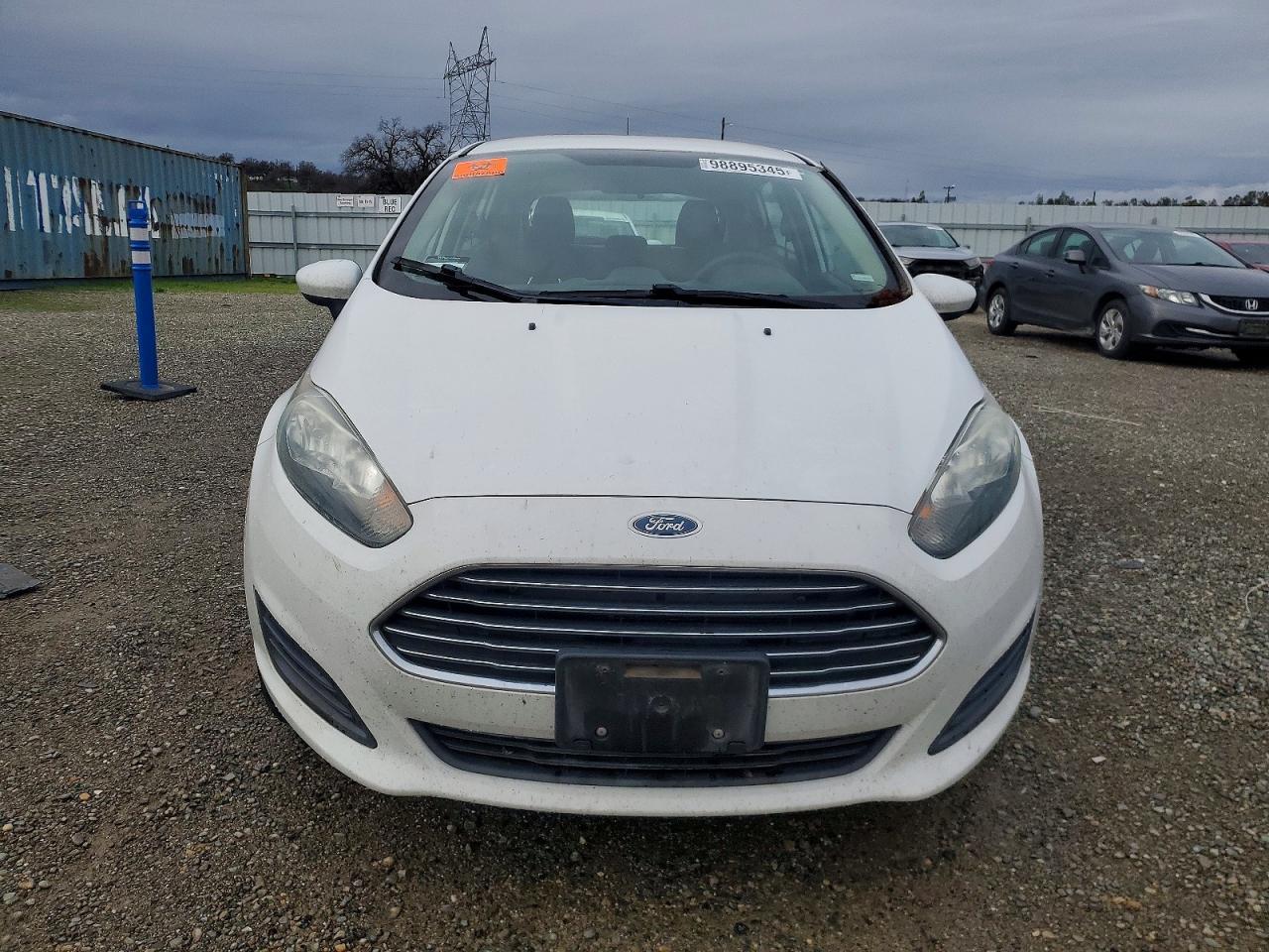 2019 Ford Fiesta Se - Фото 5