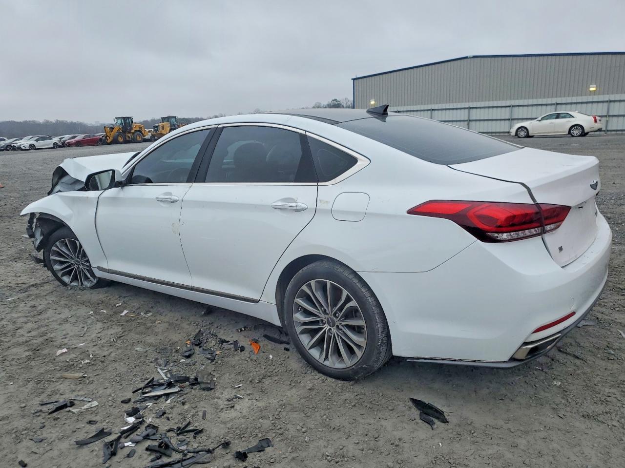 2015 Hyundai Genesis 3.8L - Фото 2