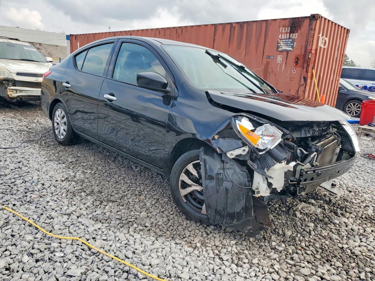 2019 Nissan Versa S - Image 4