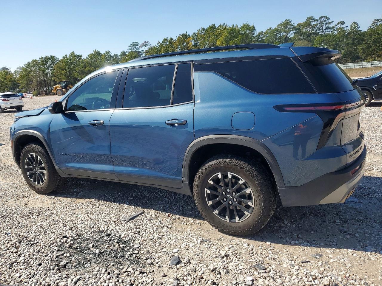 2024 Chevrolet Traverse Lt Z71 - Фото 2