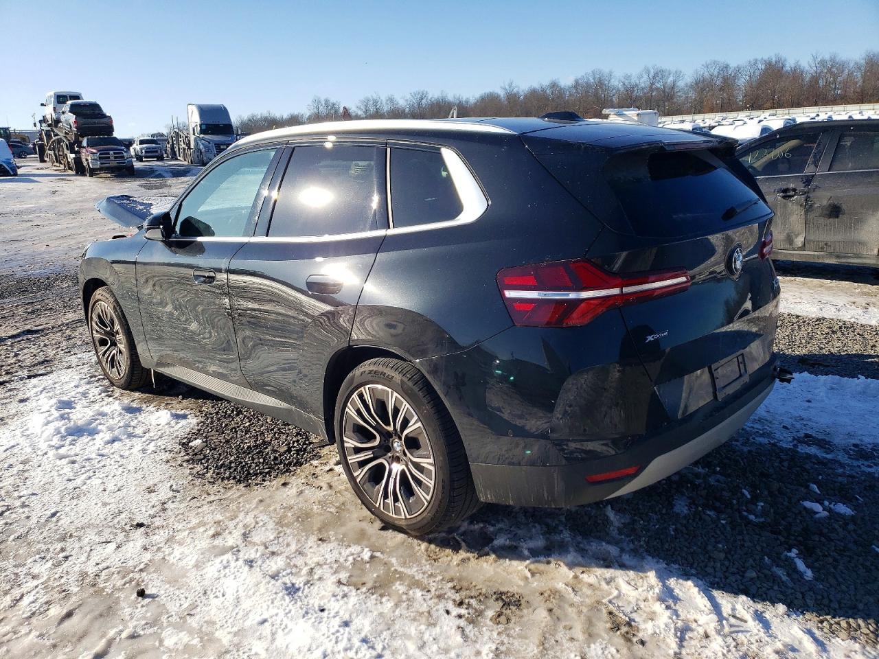 2025 BMW X3 30 xDrive - Image 2
