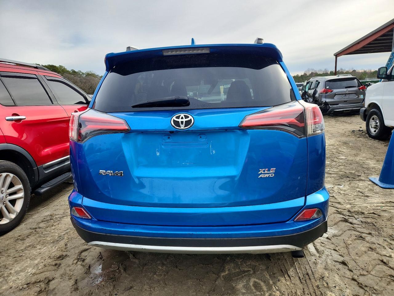 2016 Toyota Rav4 Xle - Image 6