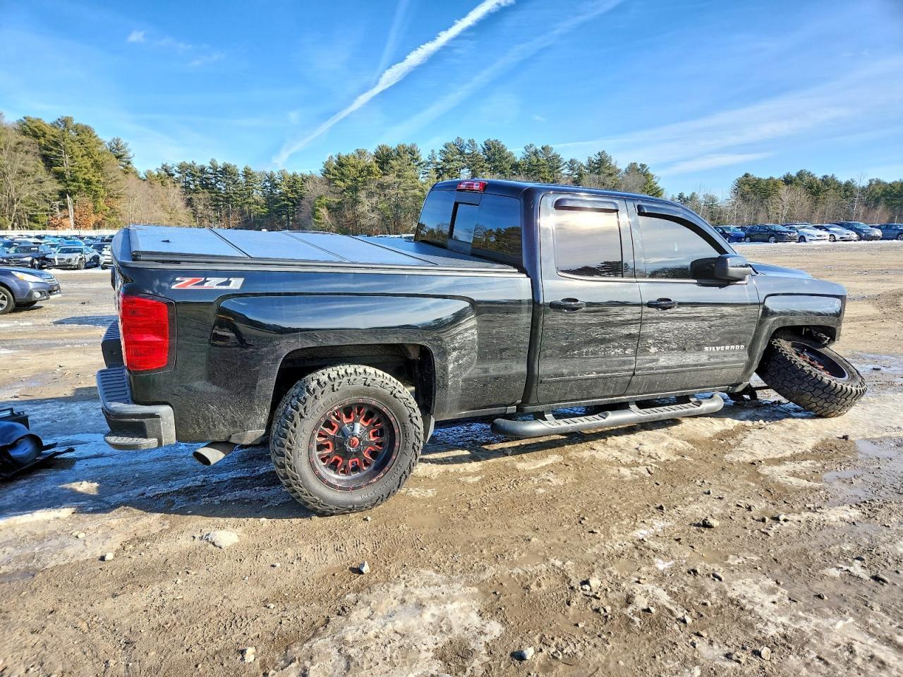 2017 Chevrolet Silverado K1500 Lt - Image 3