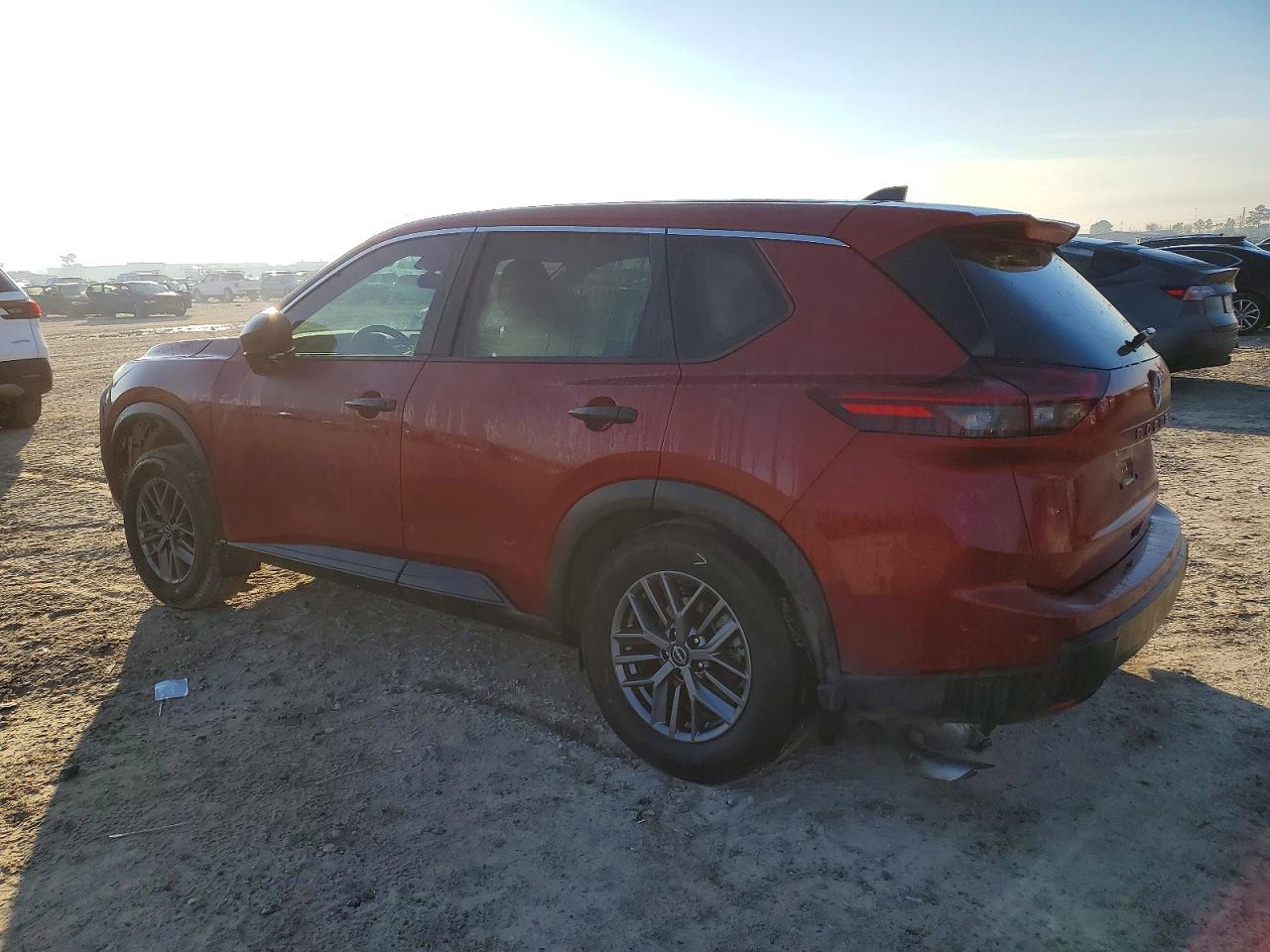 2026 Nissan Rogue S - Фото 2