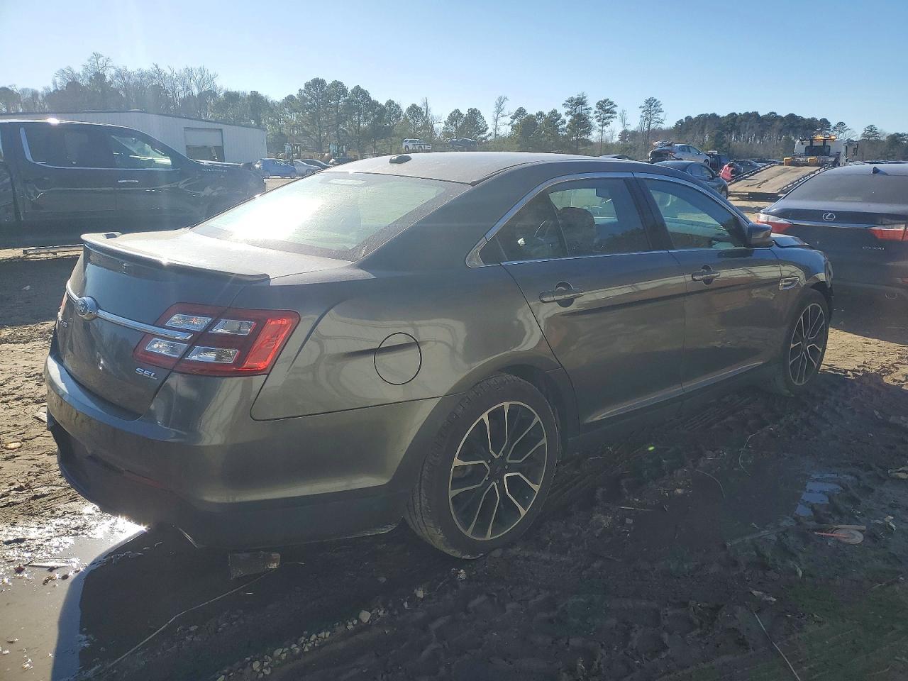 2018 Ford Taurus Sel - Фото 3
