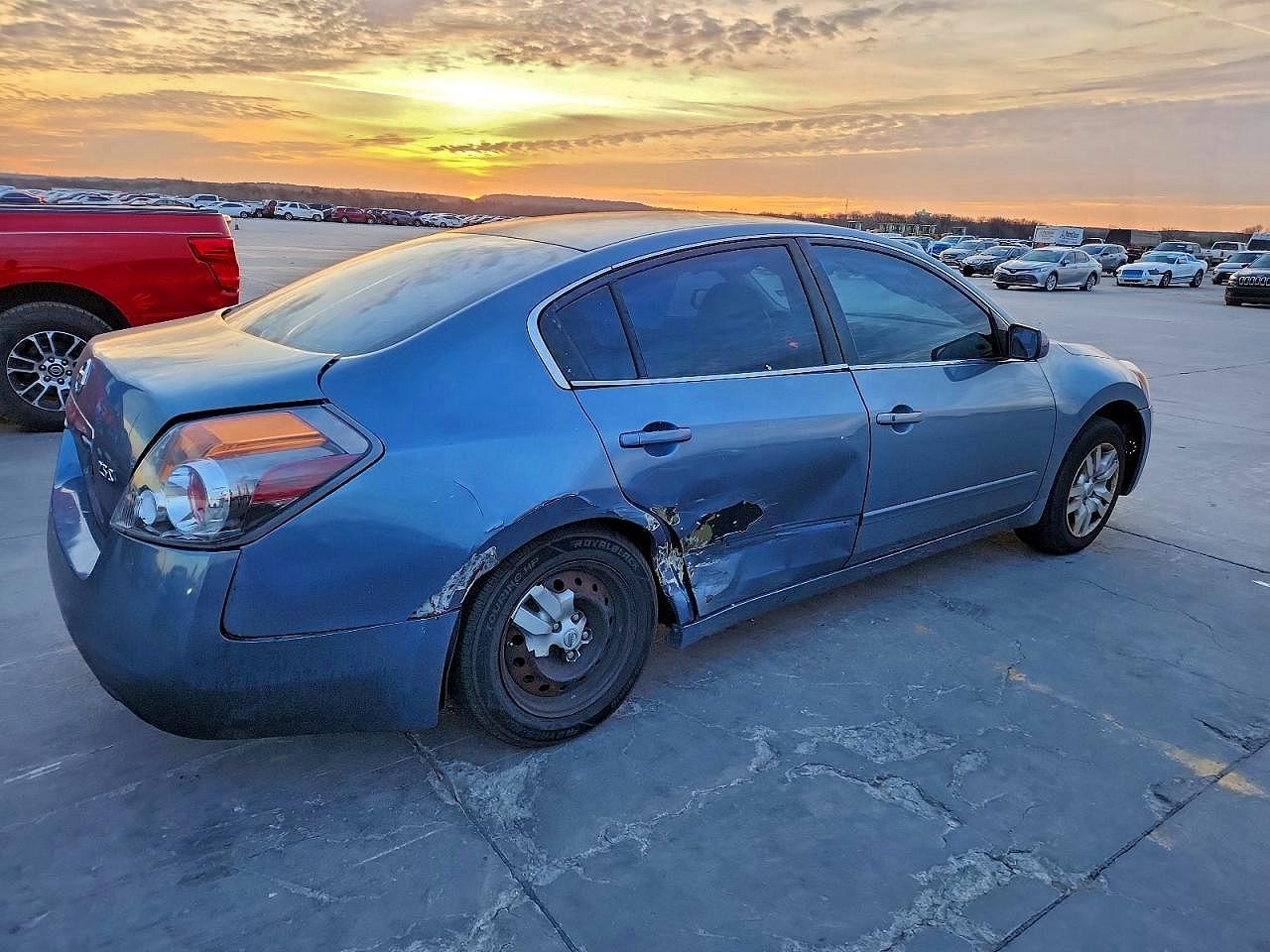 2011 Nissan Altima 25S - Фото 3
