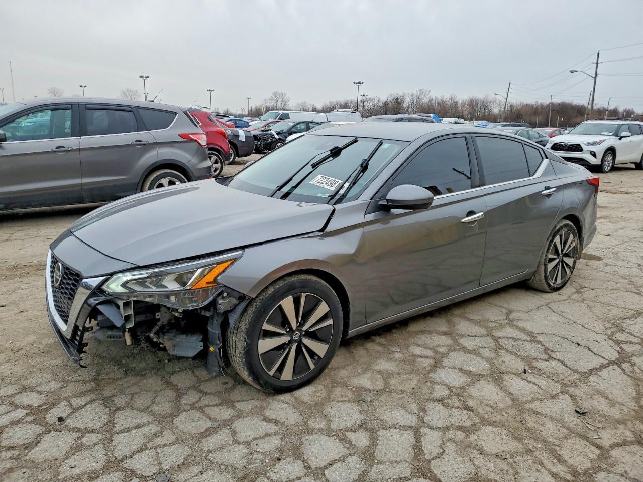 2022 Niss Altima 2.5 Sv