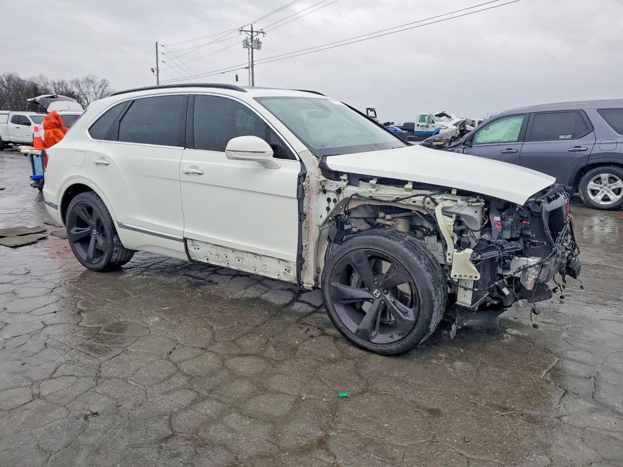 2019 Bentley Bentayga - Фото 4