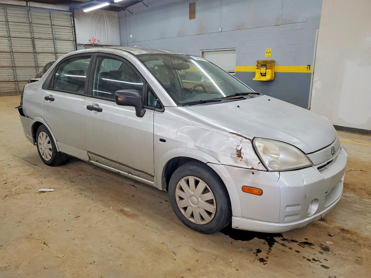 2002 Suzuki Aerio S - Фото 4