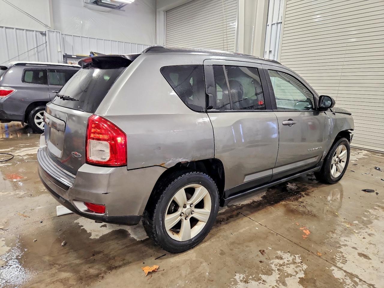 2011 Jeep Compass - Image 3
