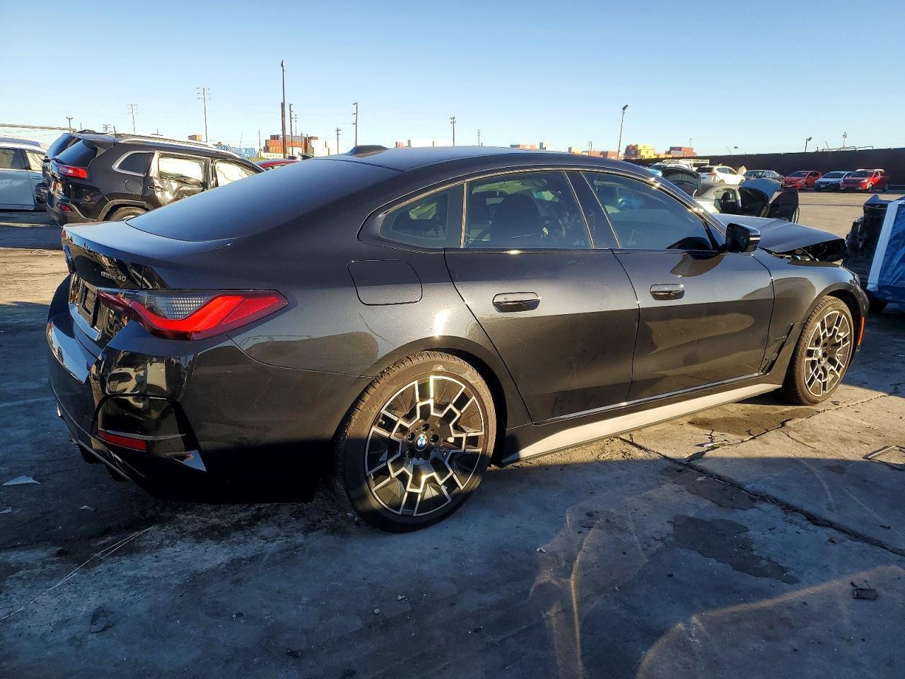 2025 BMW I4 Edrive 40 - Image 3