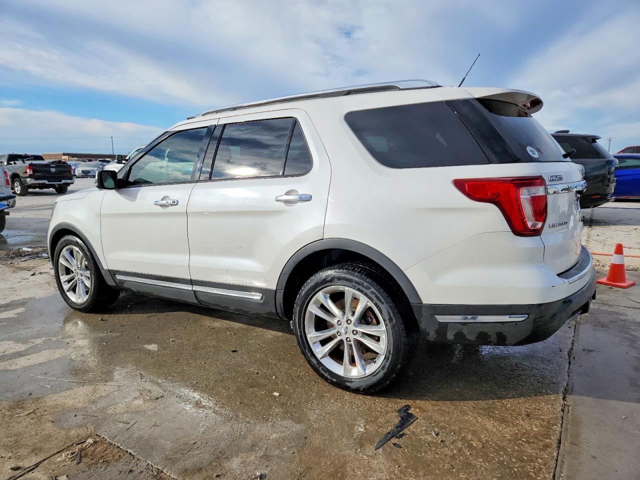 2019 Ford Explorer Limited - Фото 2