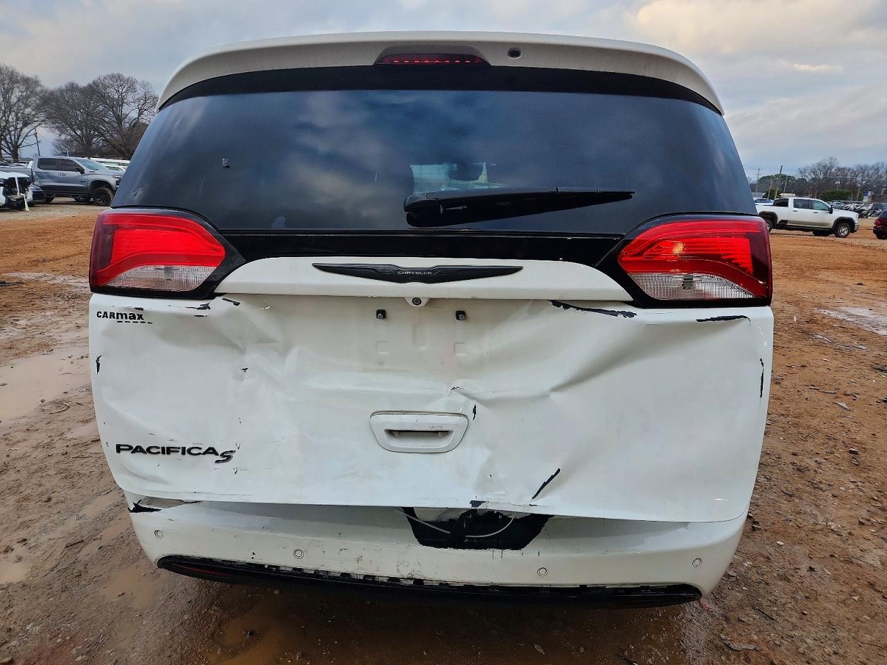 2019 Chrysler Pacifica Touring L - Image 6