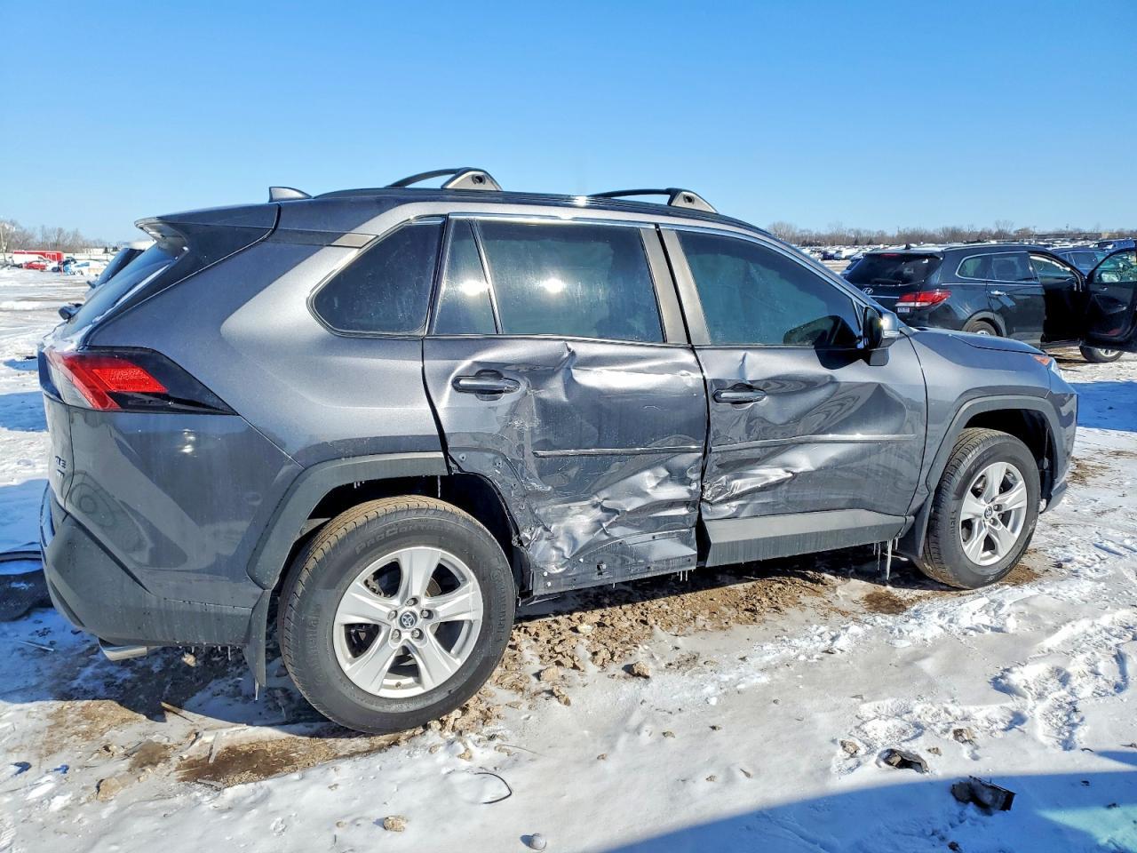 2019 Toyota Rav4 Xle - Фото 3