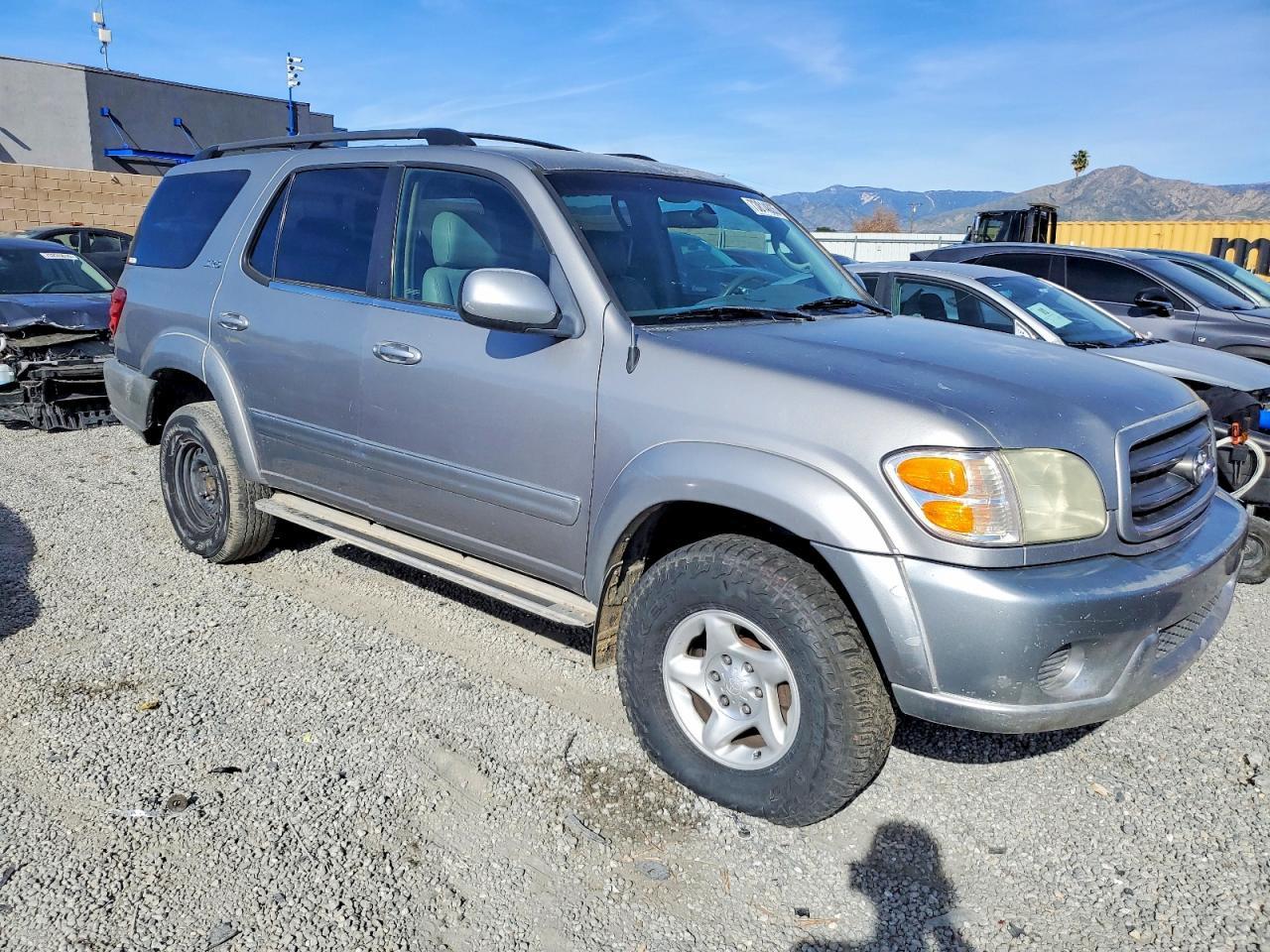 2003 Toyota Sequoia Sr5 - Image 4