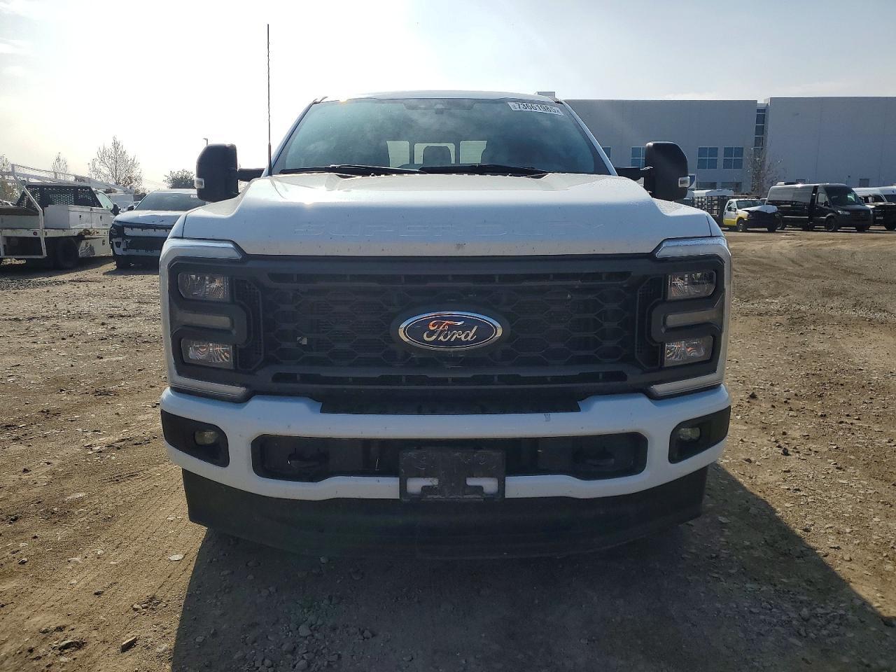 2024 Ford F350 Super Duty - Фото 5