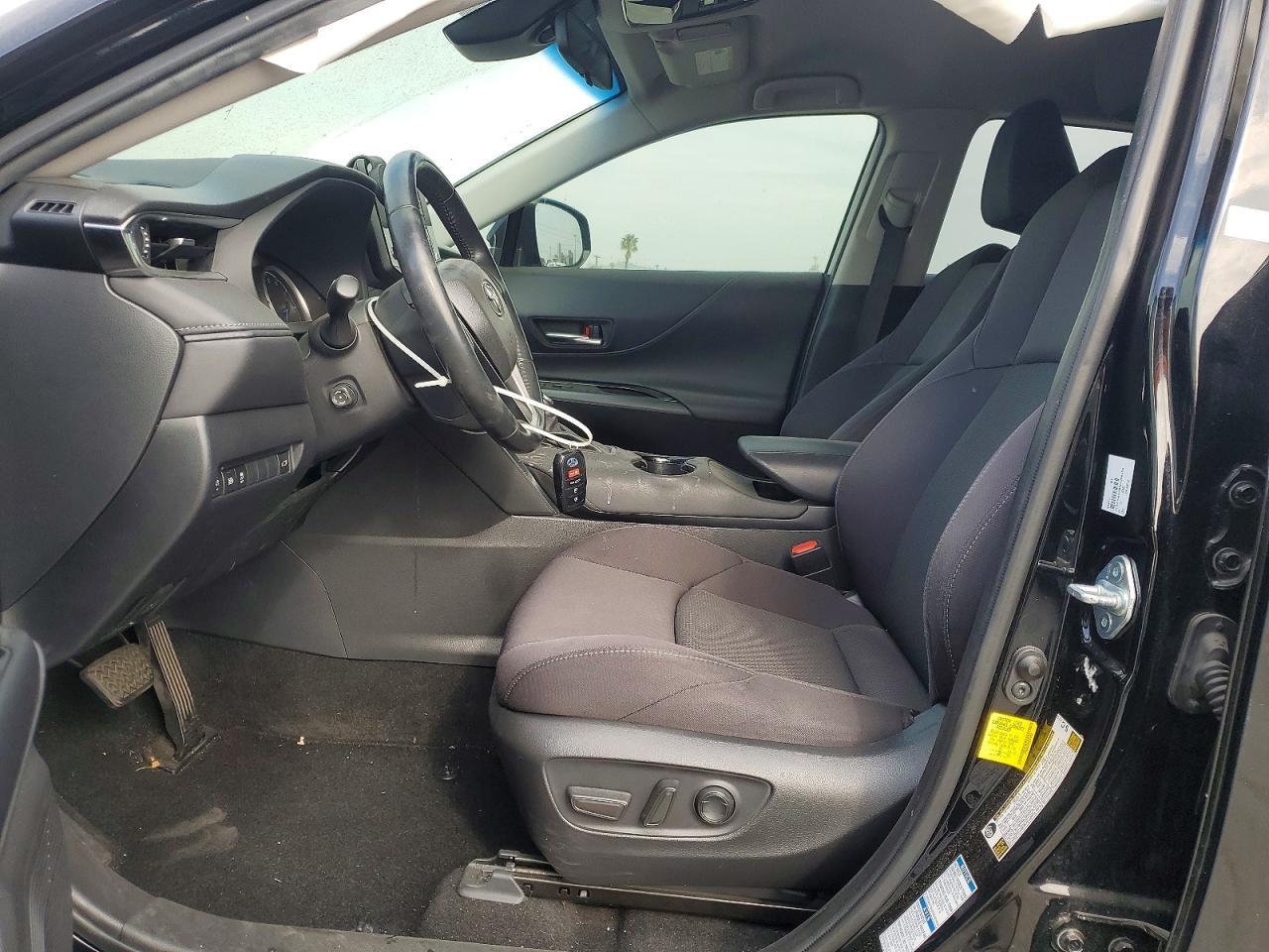 2021 Toyota Venza Le - Фото 7