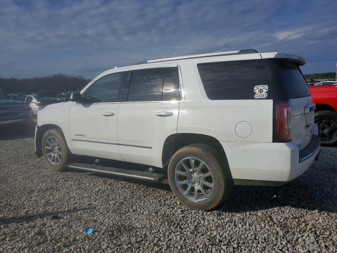 2016 GMC Yukon Denali - Image 2