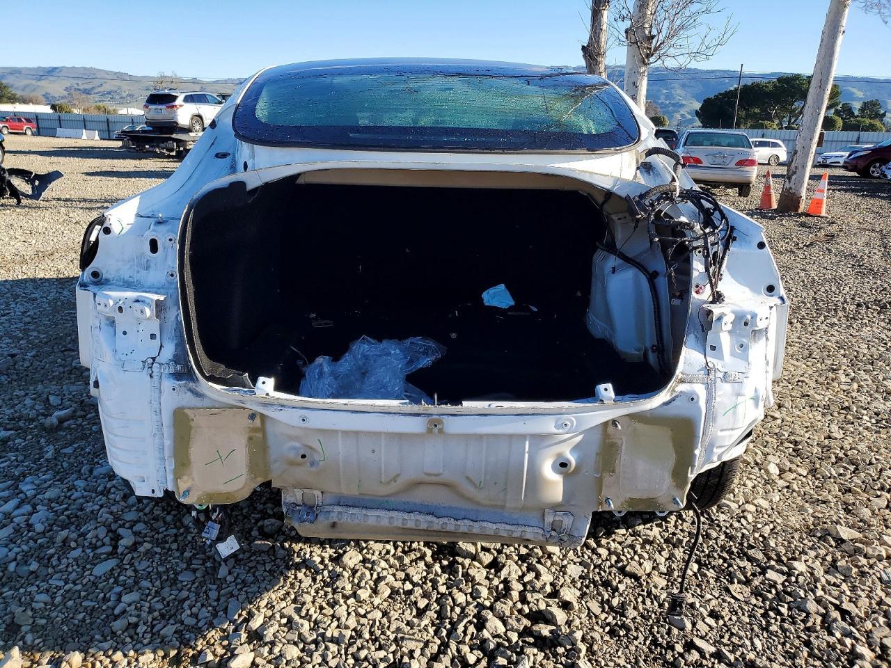 2023 Tesla Model 3 - Image 6