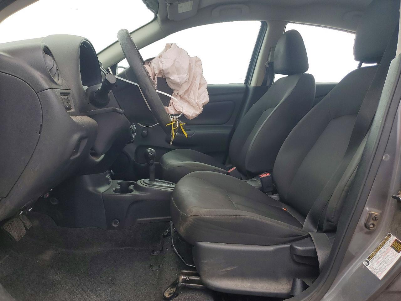2018 Nissan Versa S - Image 7