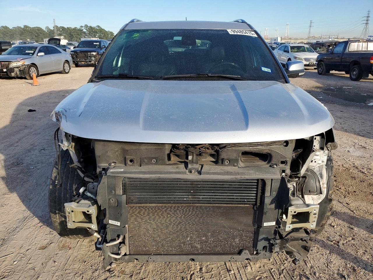2018 Ford Explorer Platinum - Image 5