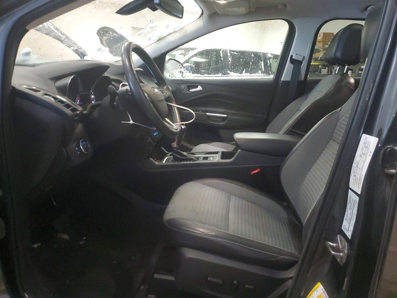 2017 Ford Escape Titanium - Image 7