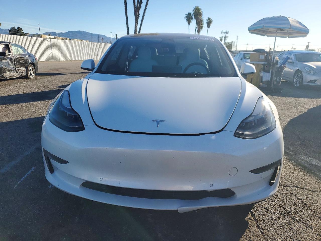 2022 Tesla Model 3 - Фото 5