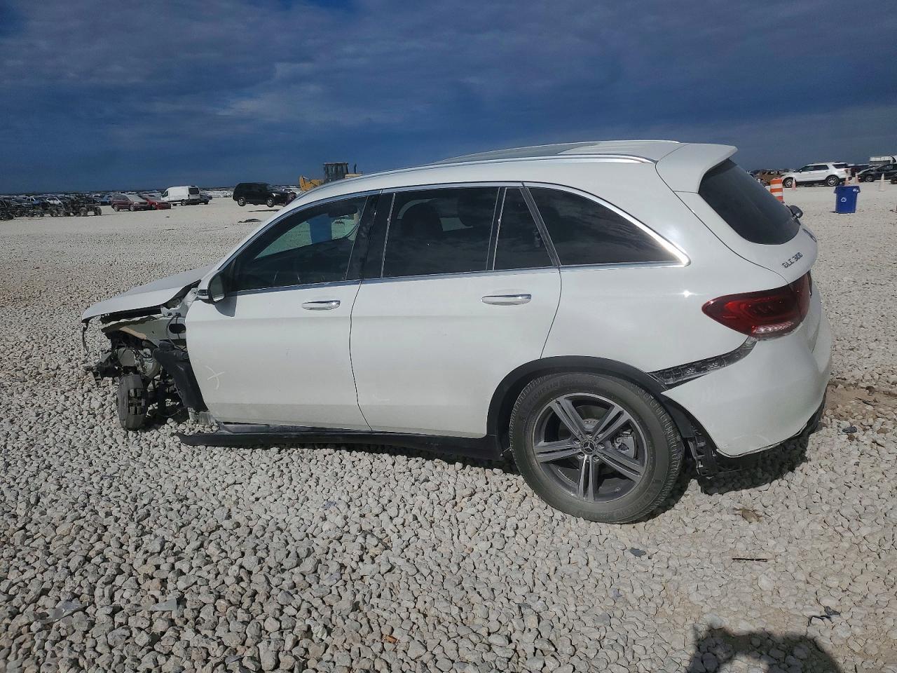 2020 Mercedes-Benz Glc 300 - Фото 2