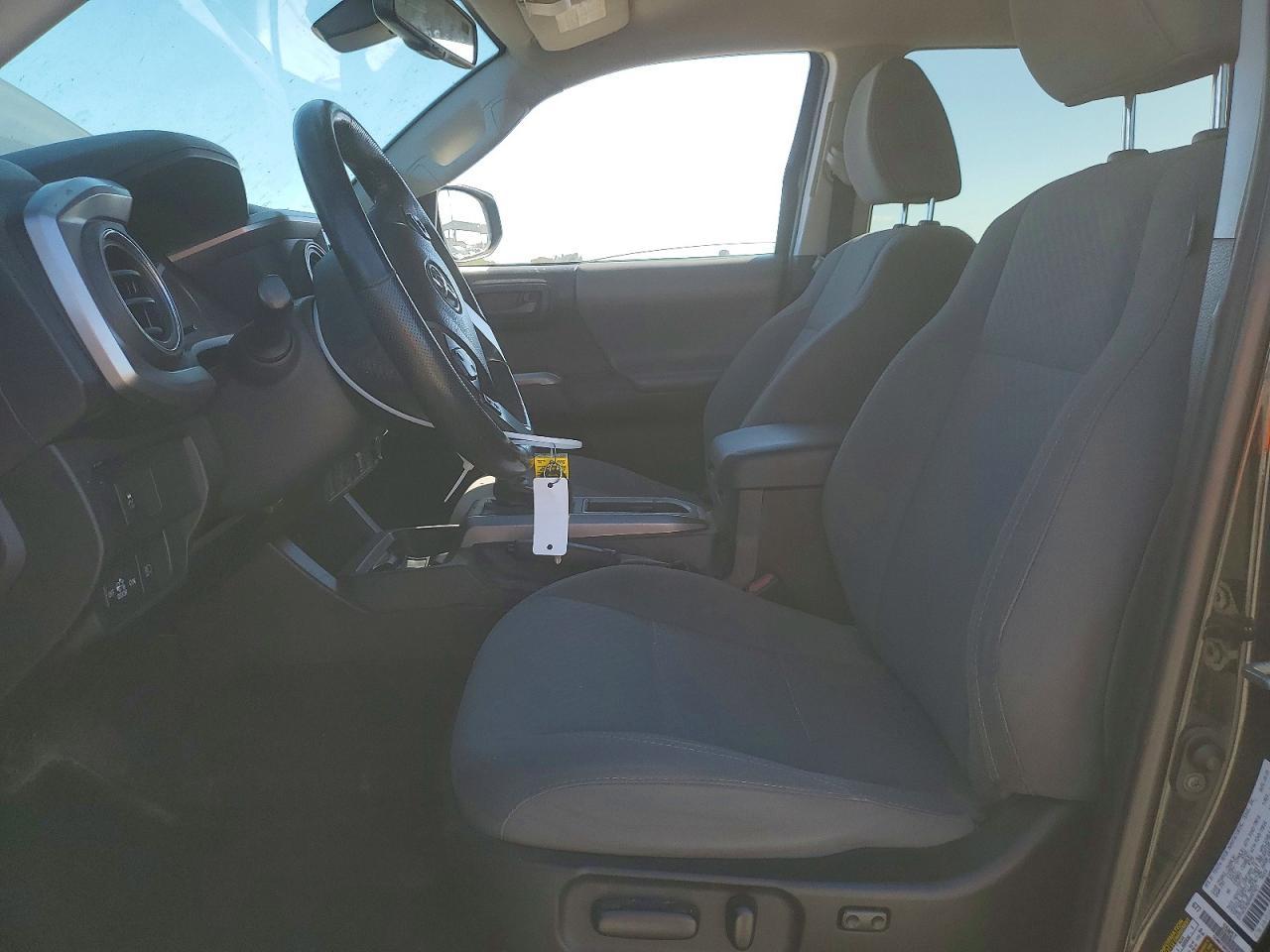2021 Toyota Tacoma Double Cab - Image 7