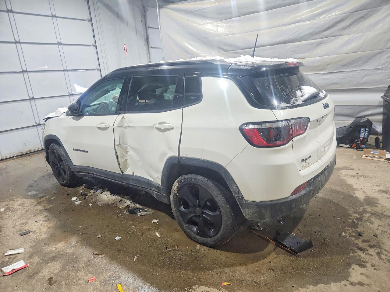 2020 Jeep Compass Latitude - Фото 2