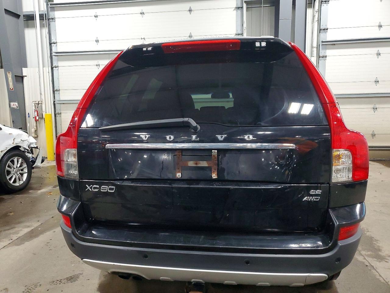 2010 Volv Xc90 - Image 6