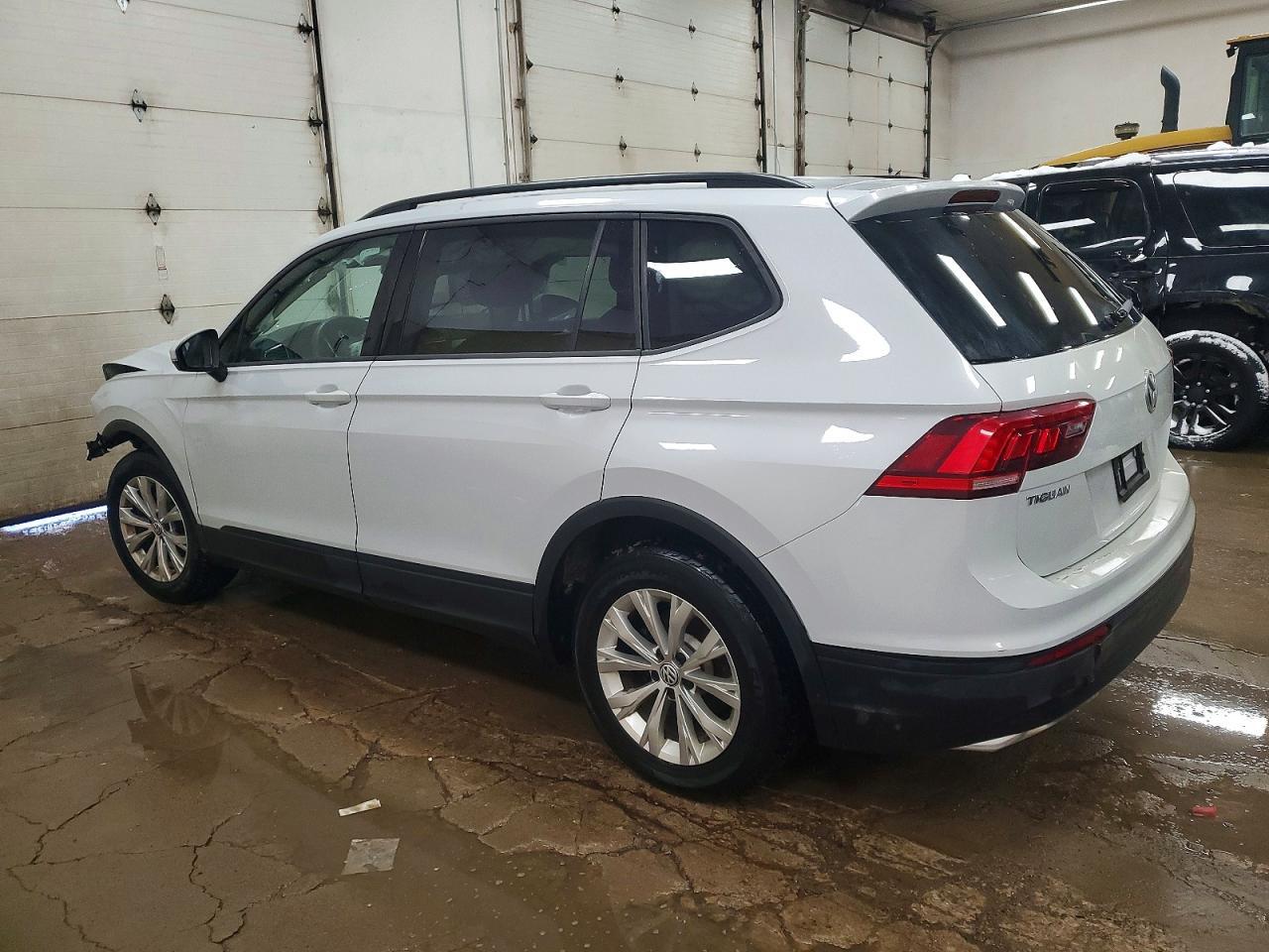 2018 Volkswagen Tiguan S - Image 2