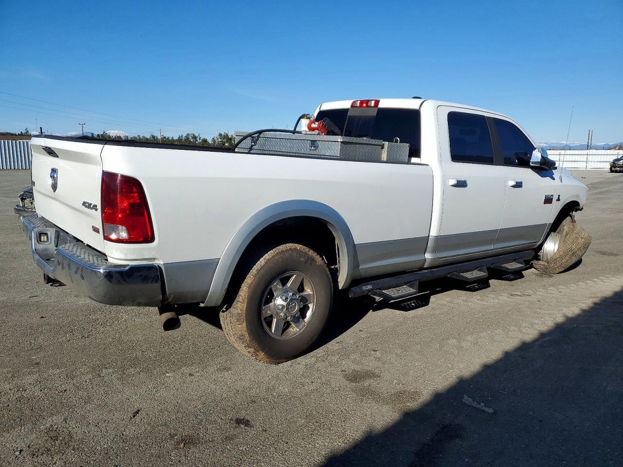 2012 Dodge Ram 3500 Laramie - Image 3