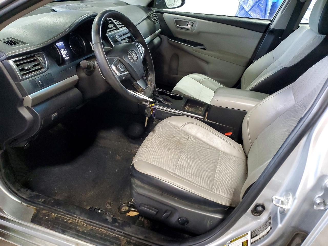 2017 Toyota Camry Le - Image 7