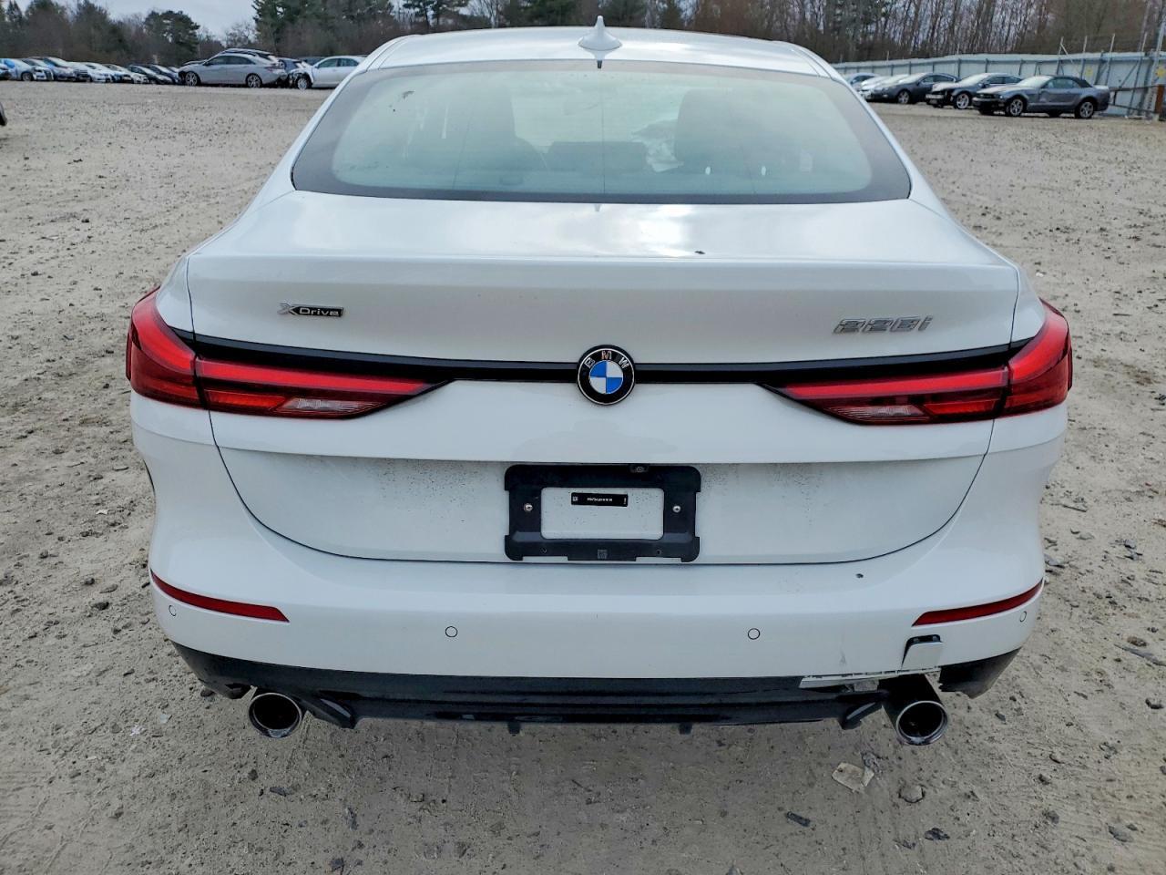 2024 BMW 228Xi - Фото 6