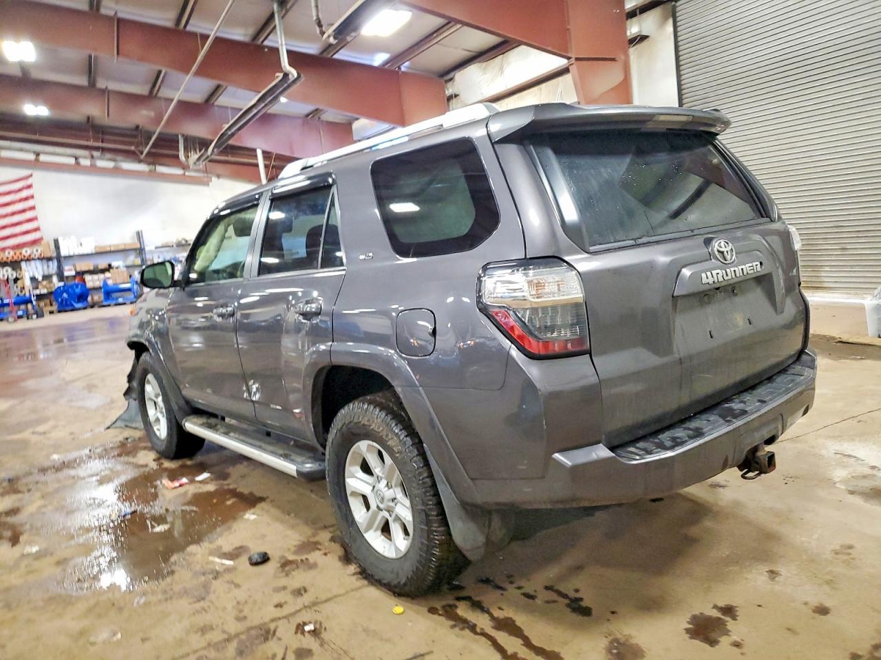 2016 Toyota 4Runner Sr5 - Фото 2